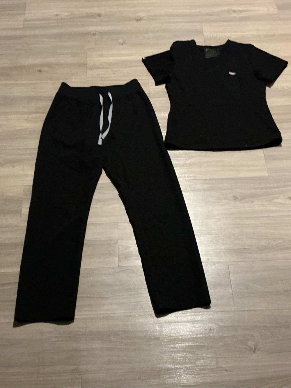 Figs Technical Collection Women’s Black Scrub Set